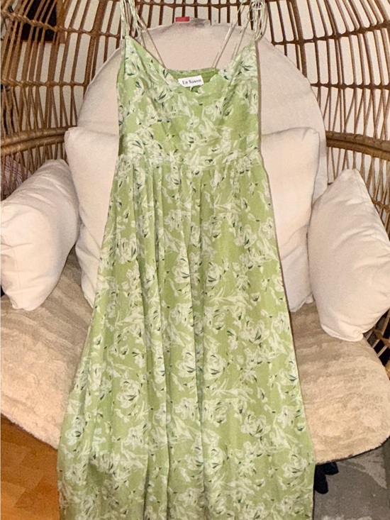 En Saison Dresses & Skirts - En Saison Green Floral Spaghetti-Strap Dress